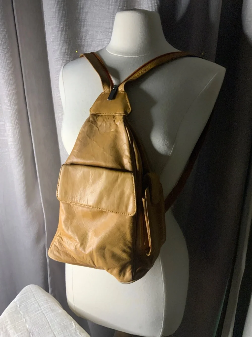 Retro Leather Napsack or Shoulder Bag